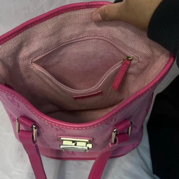 Vintage Dooney Bourke  North South bright pink logo bucket bag leather trim EUC - Picture 10 of 14